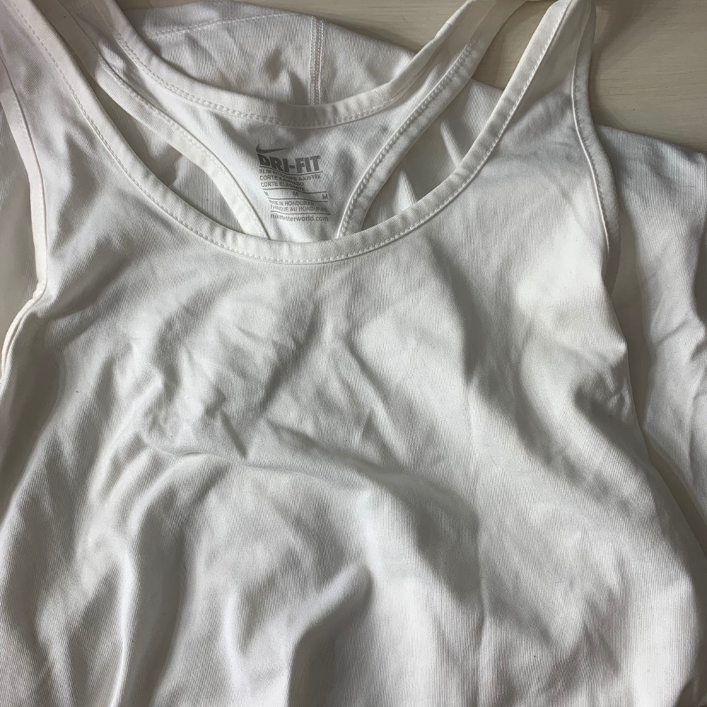 Razor back tank